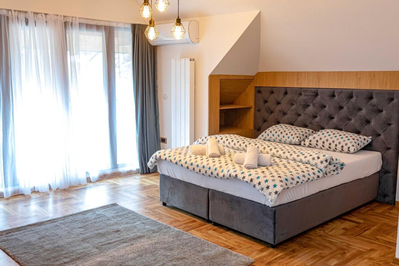 City Escape Luxury Villa Zuce Kültér fotó