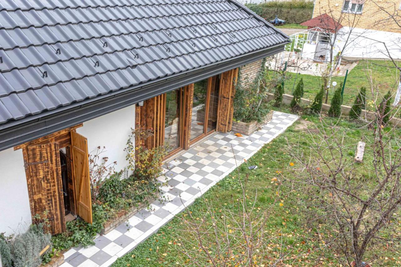 City Escape Luxury Villa Zuce Kültér fotó