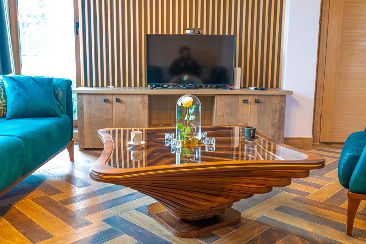 City Escape Luxury Villa Zuce Kültér fotó