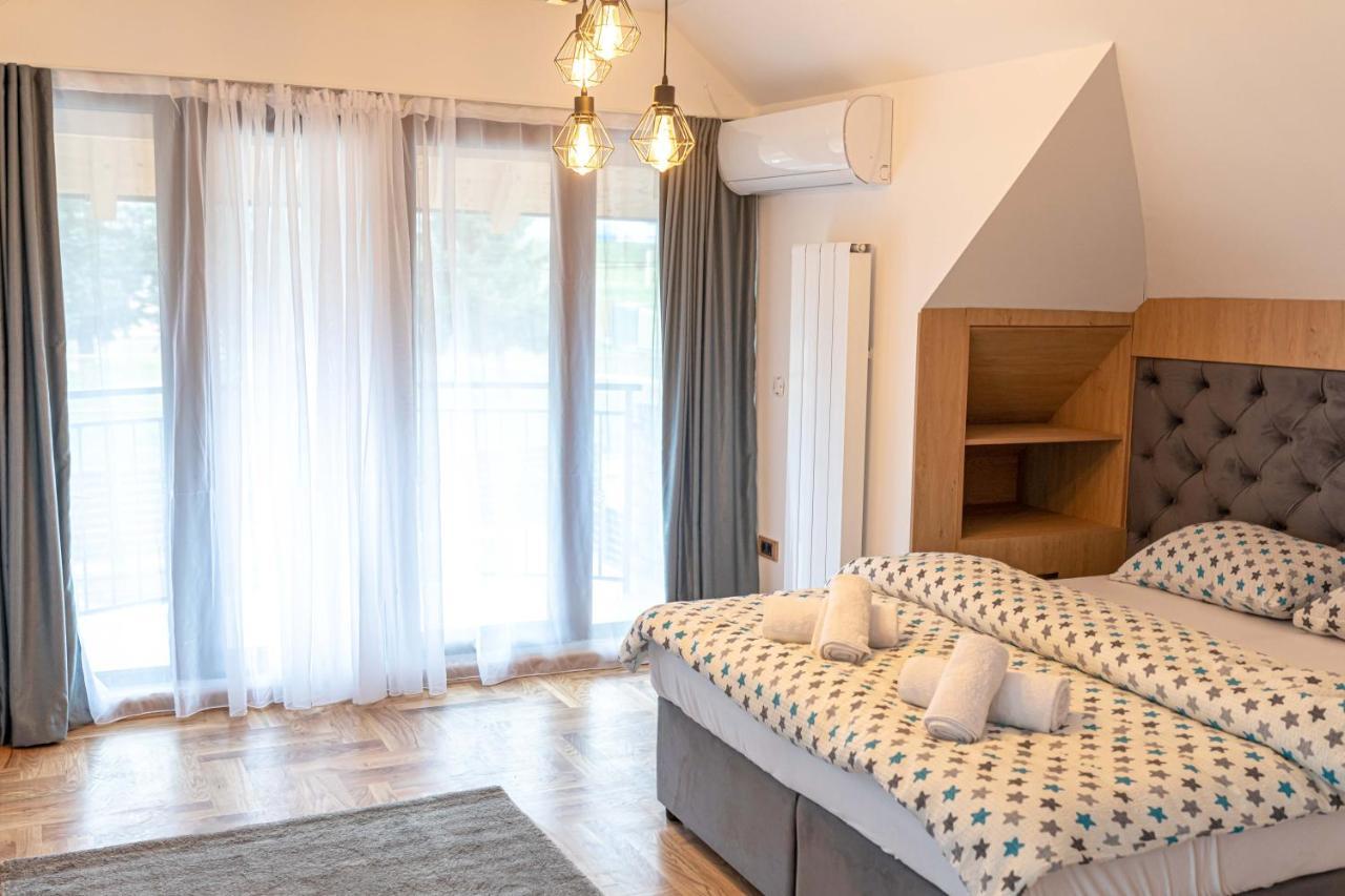City Escape Luxury Villa Zuce Kültér fotó