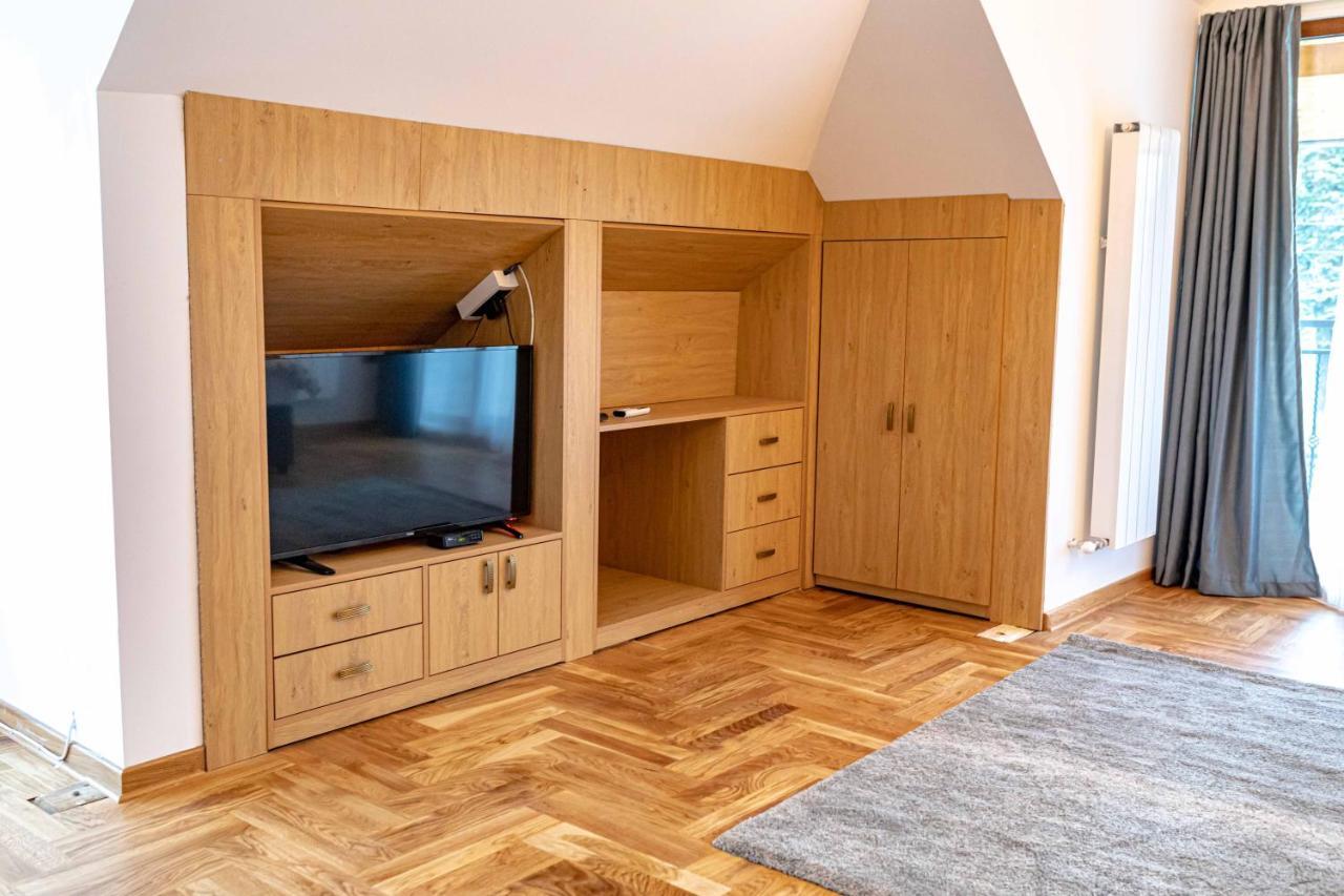 City Escape Luxury Villa Zuce Kültér fotó