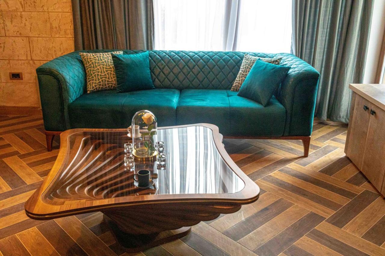 City Escape Luxury Villa Zuce Kültér fotó